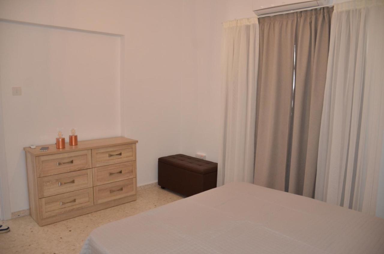 Almyria Apartments - By Imh Travel & Tours Pafos Zewnętrze zdjęcie